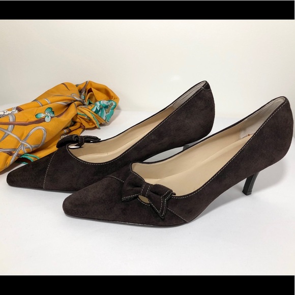 Bijou Shoes - NWOT- Bijou Real Suede 2.75” heels